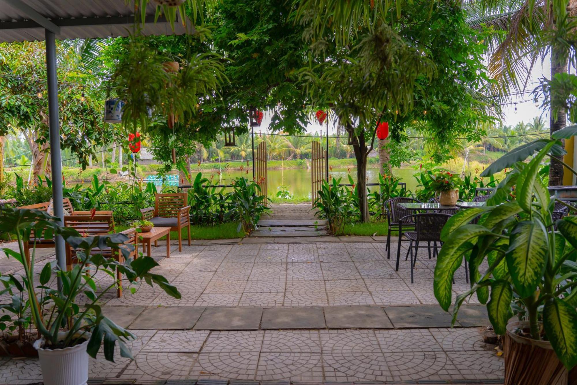 Laoxao Lakeview Homestay ホイアン エクステリア 写真
